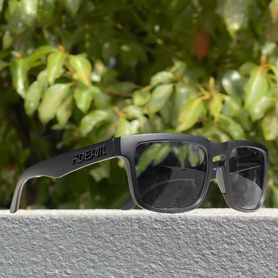 Pro Polarized Sunglasses | Anti-Scratch coating